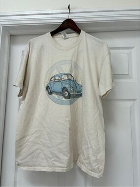 Gildan Cream Short Sleeve Tee with Blue Car Graphic